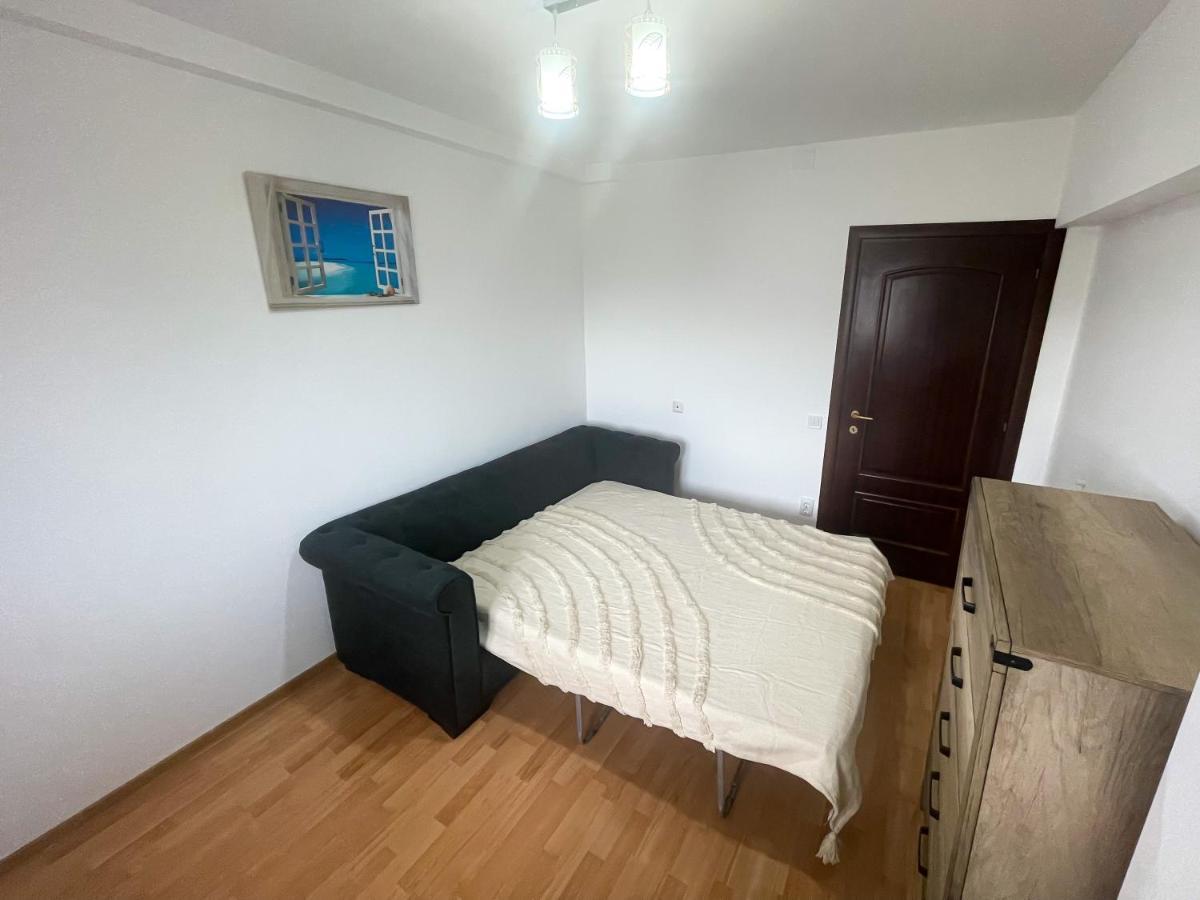Apartment National Arena Mega Mall Elana